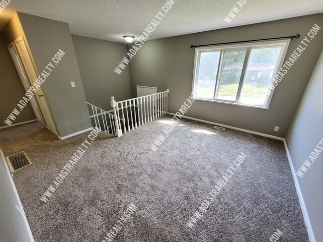 Photo - Spacious Home in Hickman Mills School District-Coming SOON!!