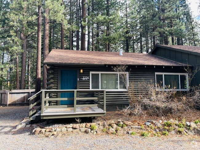 Building Photo - Fully Furnished 1 bed 1 bath Unit A Rental