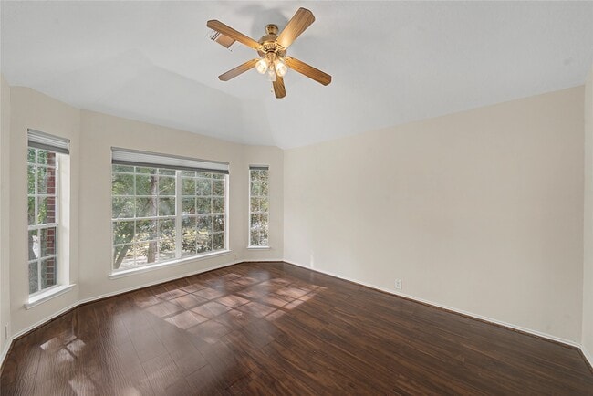 Photo - 1611 Brazos Gate Dr