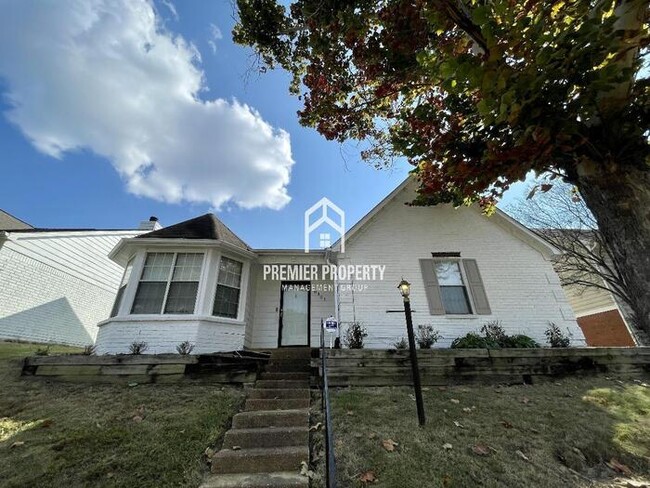 FIRST MONTHS RENT FREE! - FIRST MONTHS RENT FREE! House