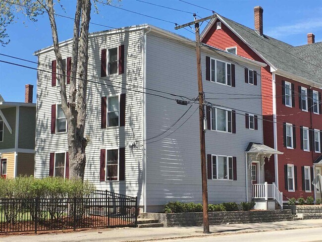 Photo - 149 Second St Unit 3