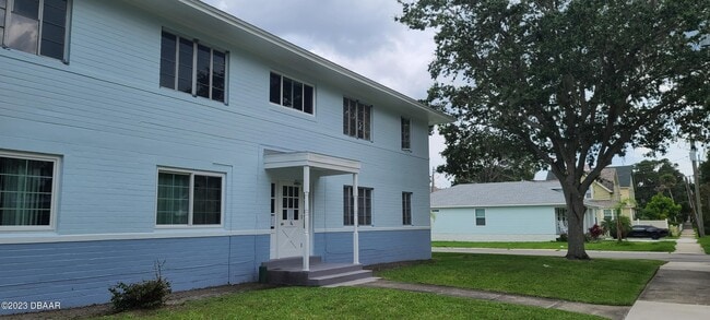 Building Photo - 500 S Beach St Unit K2