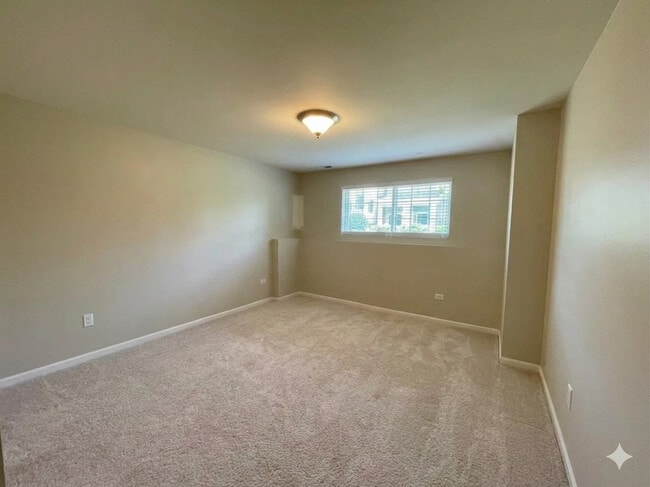 Photo - 2889 Henley Ln