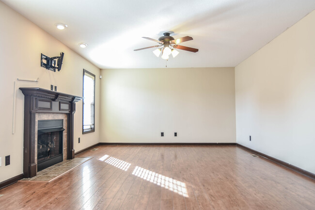 Photo - Four Bedroom in Fields of Northmeade! House