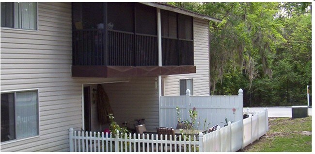 Forest Hills Apartments - Forest Hills Apartments