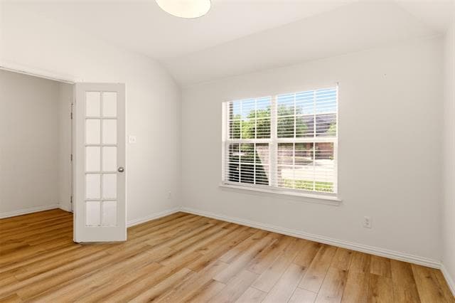 Photo - 2201 Willow Creek Dr