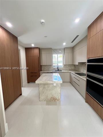 Photo - 7850 SW 67th Ave
