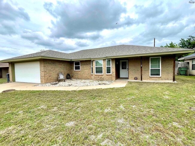 Photo - 2114 Selma Dr