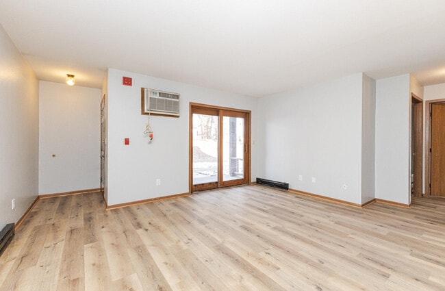 Photo - 603 Bakertown Dr