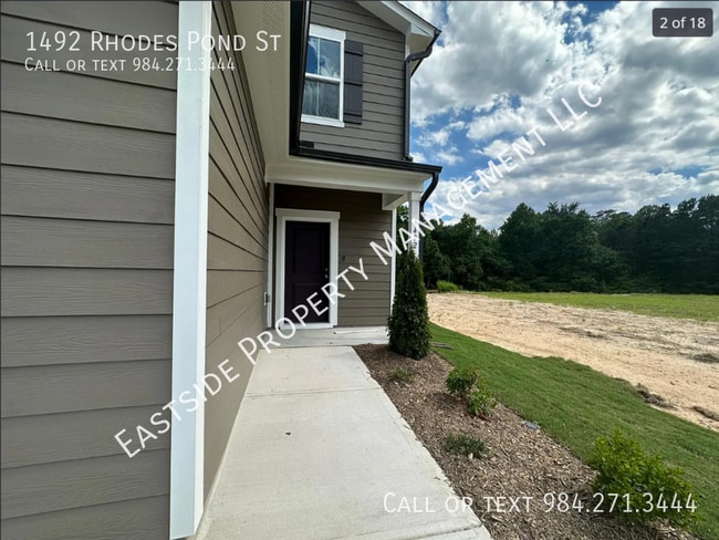 Photo - 1492 Rhodes Pond St