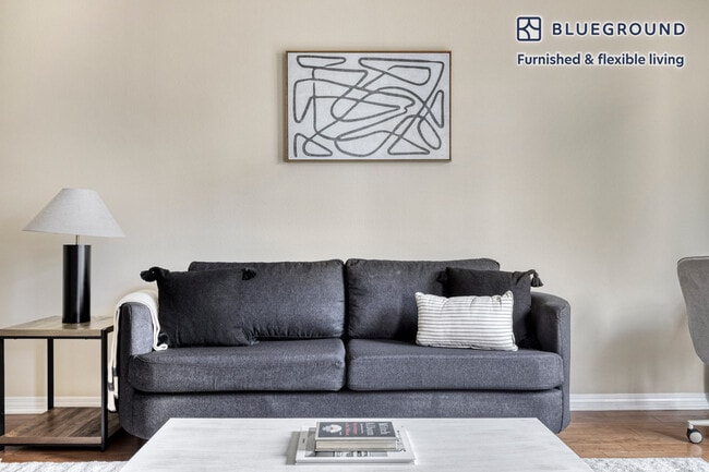 Photo - 5416 Fair Ave Unidad FL2-ID584