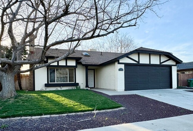Beautiful 3 bedroom home - Beautiful 3 bedroom home