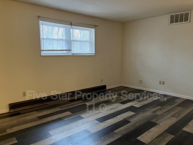Photo - 2070 W Washington St Unit Apt 12