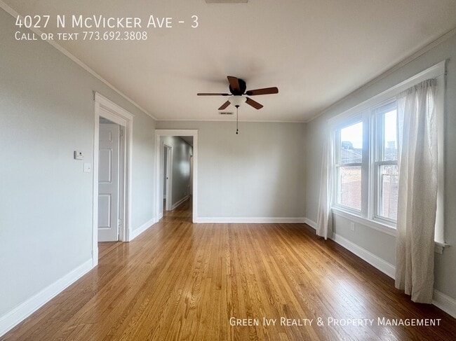 4027 N McVicker Ave Unit 3