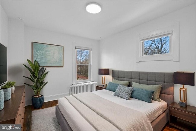 Photo - 4252 Clay St NE