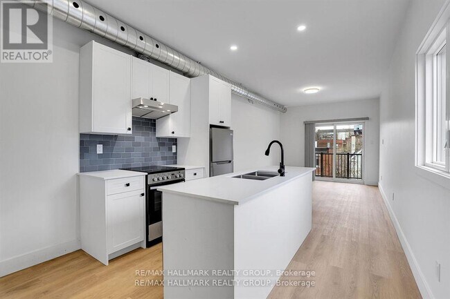 Photo - 109 Russell Ave Unité 6