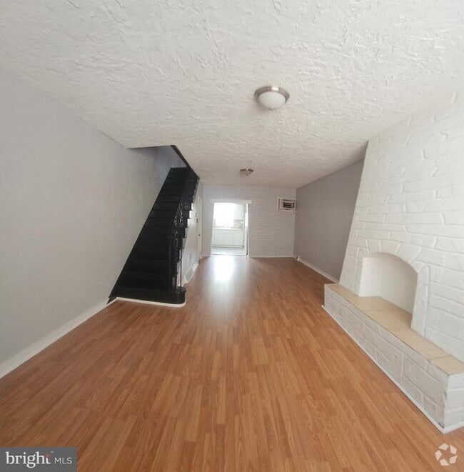 Building Photo - 3114 Livingston St Rental