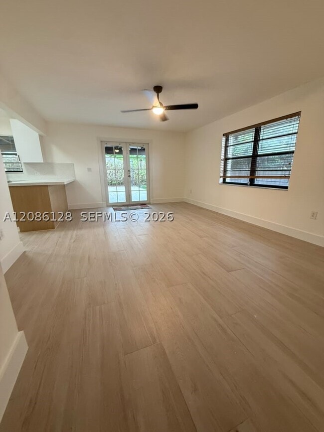 3381 SW 140th Ave