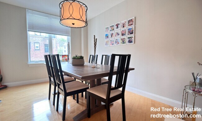 Photo - 1601 Beacon St
