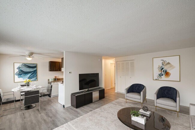 Hilton Village Apartment Homes