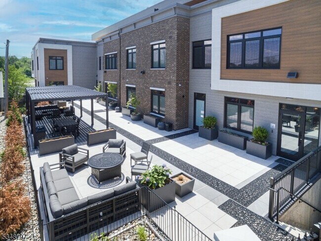 Photo - 450 Springfield Ave Unit 301