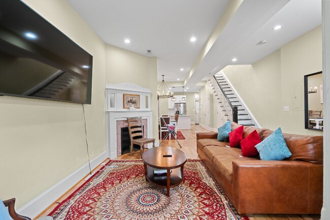 Photo - 3 New York Ave NW