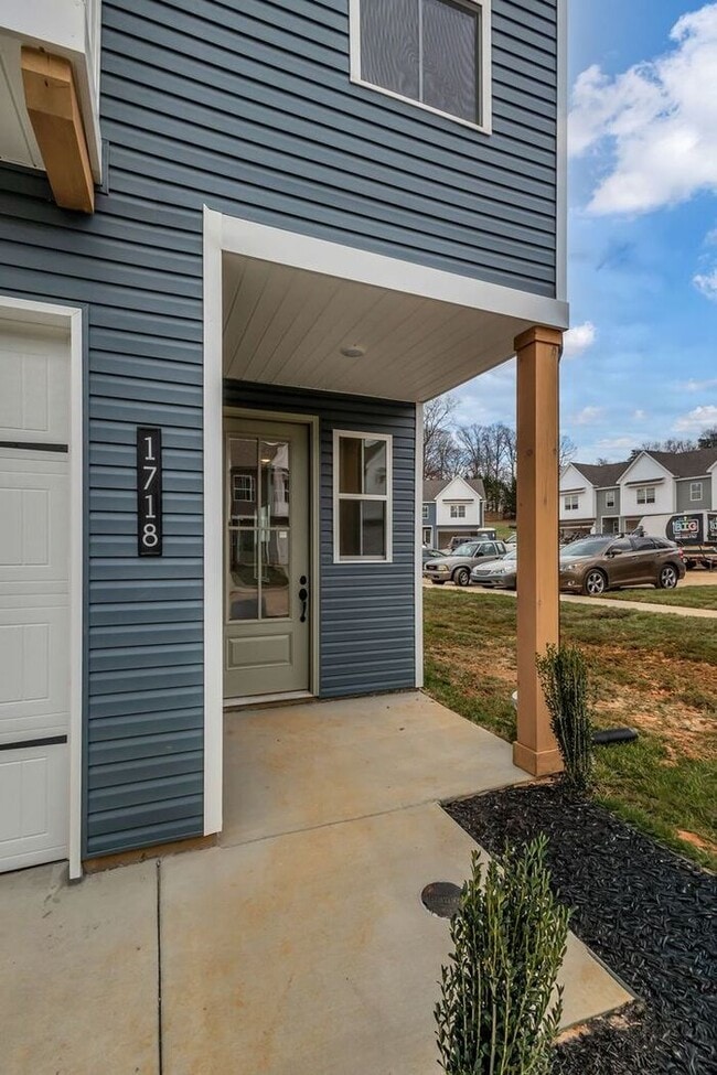 3 bedroom 2.5 bath Cosmo Floorplan at Andes Hill