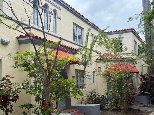 Building Photo - 1450 Meridian Ave Unit 202