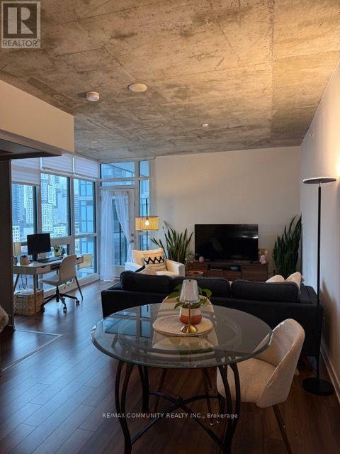 Photo - 210 Simcoe St Unit 1514