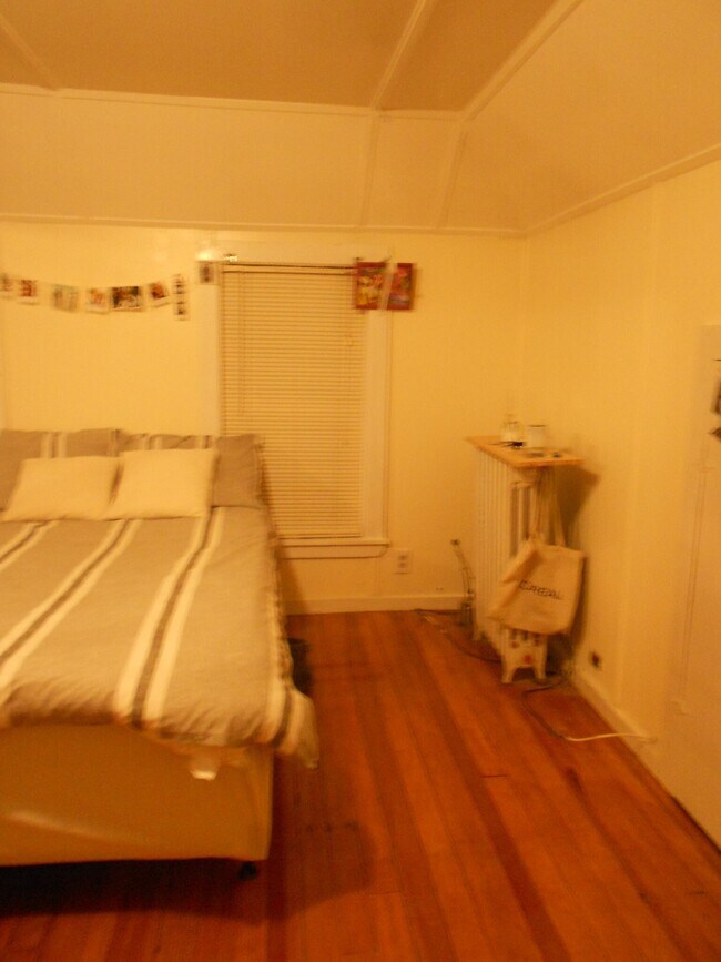 63 Fairbanks St Unit 2