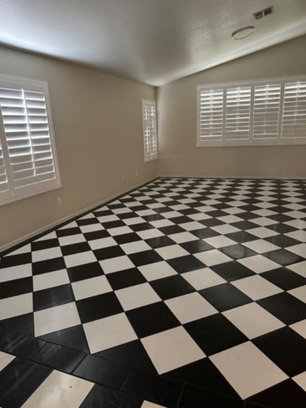 Building Photo - 5449 E Fairfield St