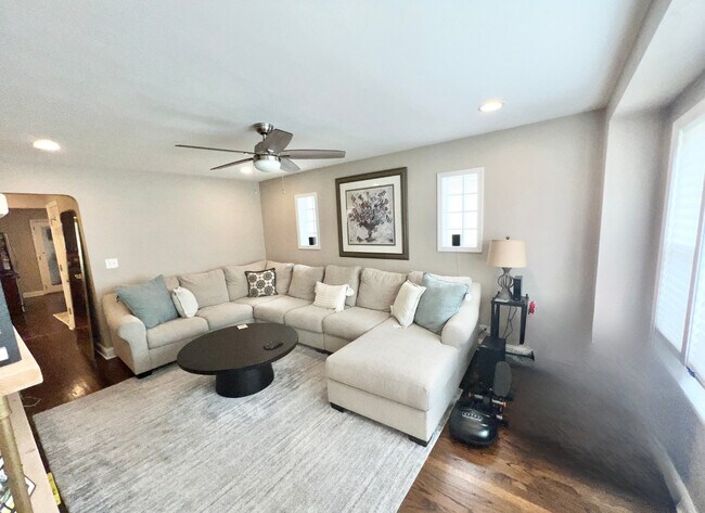 5536 N Major Ave Unit 1