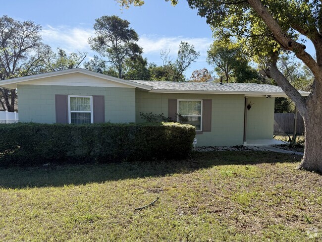 Building Photo - Charming 2-Bedroom in Spring Hill Rental