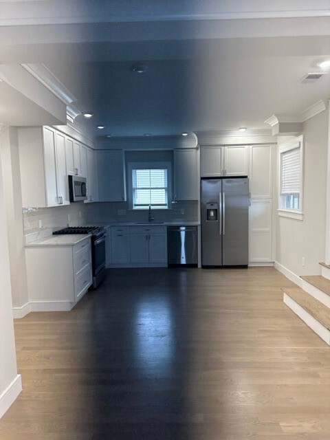 Photo - 2 Rossmore Rd Condo
