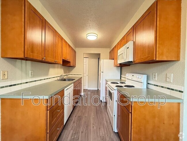 Building Photo - 938 N 100th St Rental
