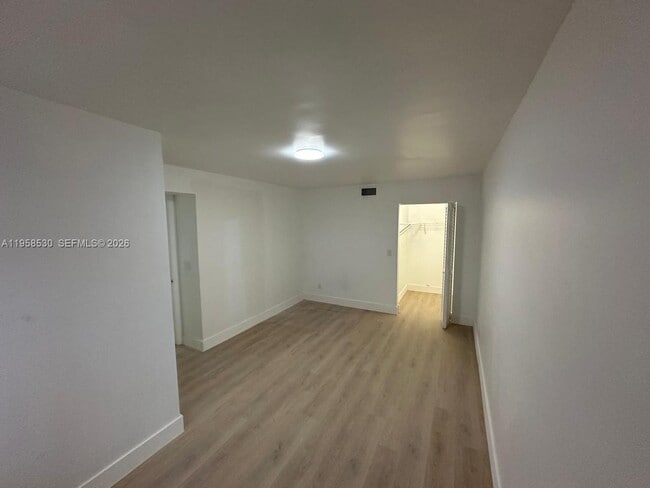 Photo - 9166 W Atlantic Blvd Unidad 1615