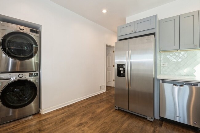 Photo - 3116 N Damen Ave