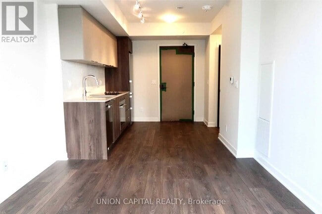 Photo - 2 Sonic Way Unit 2803