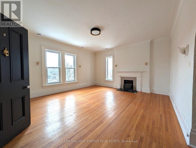 Photo - 35 King St Unité 3