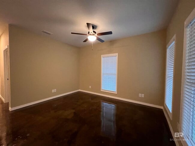 Photo - 33048 Stables Dr