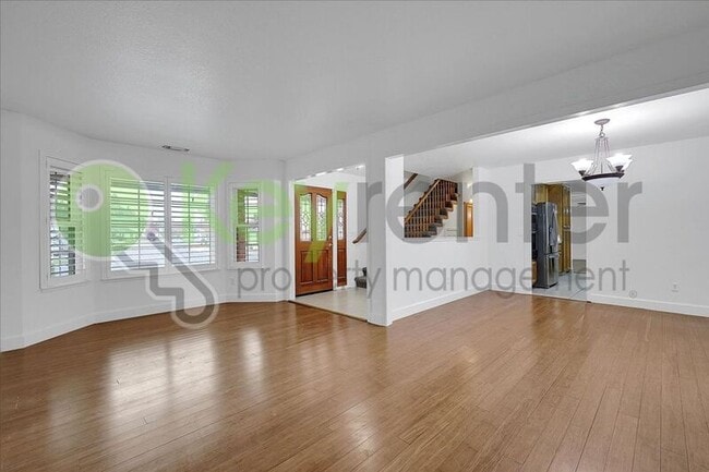 Photo - 1330 Kingswood Dr