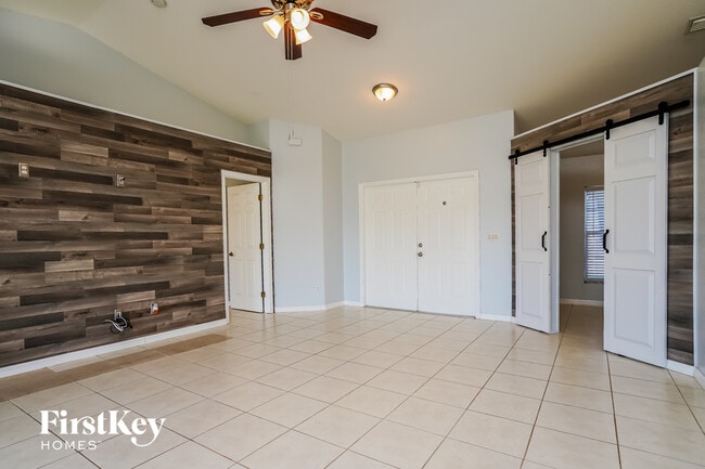 Photo - 1222 SW 15th St