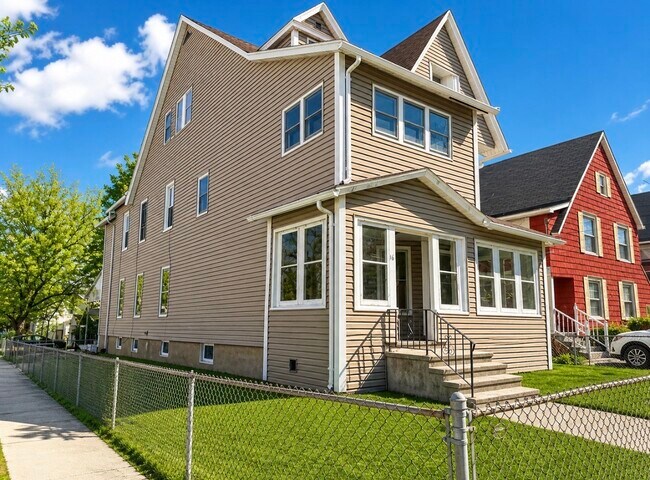Photo - 16 Highland Ave Unit 1