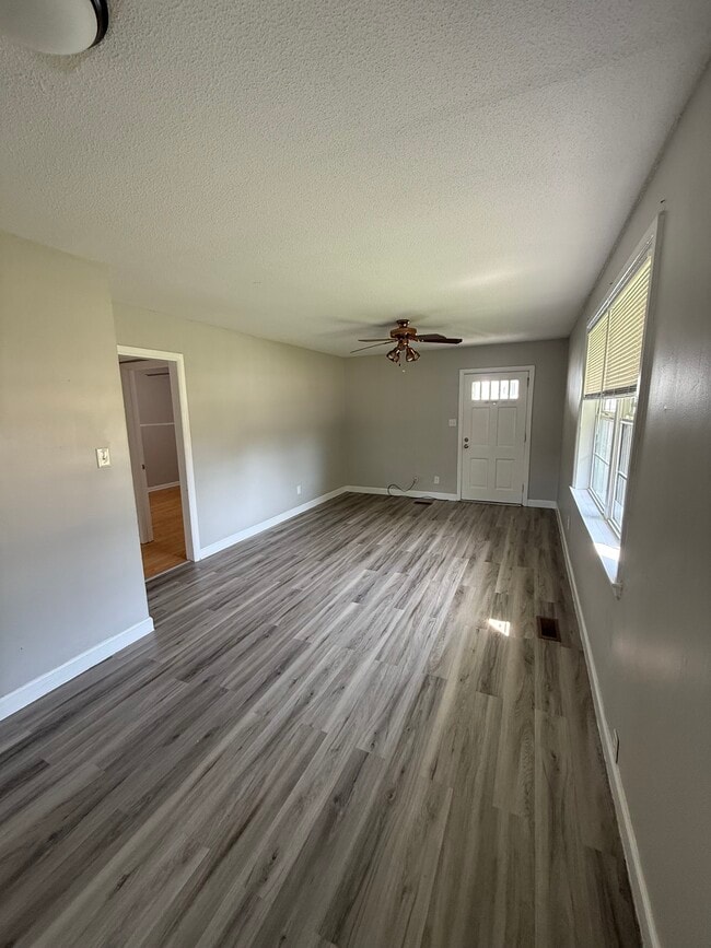 Photo - AANM Investments Oakwood Blvd