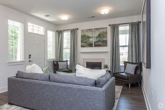 2 Hab, Sala de estar - Creekside Park The Residences