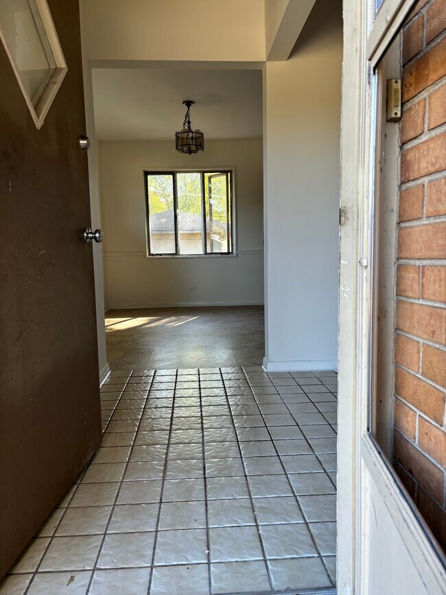 Photo - 10923 Windsor Dr