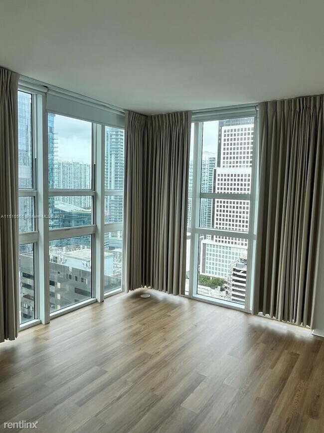 Photo - 1 br, 1 bath Condo - 951 Brickell Ave Apt ... Unit Apt 3001