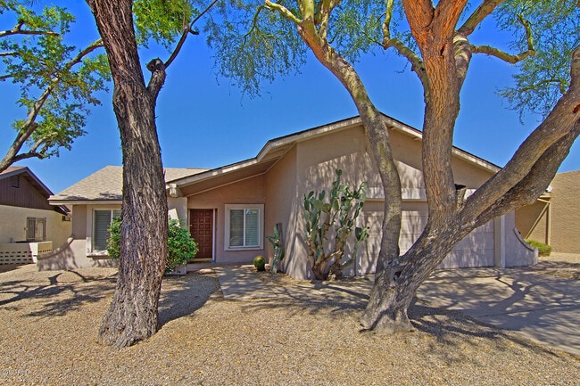 Building Photo - 8308 N 86th St