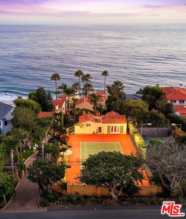 Photo - 7107 Birdview Ave