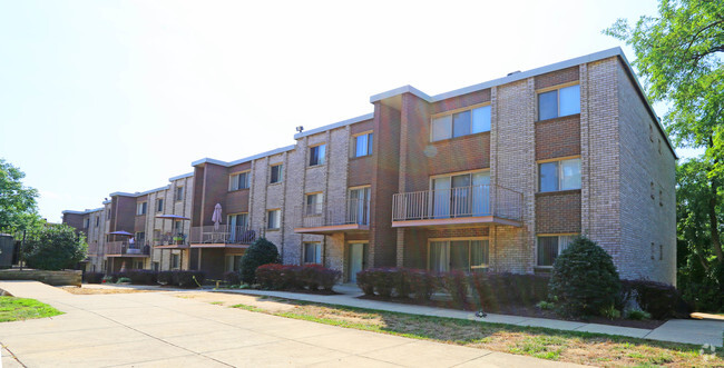 Photo - Rockburne Estates Apartments